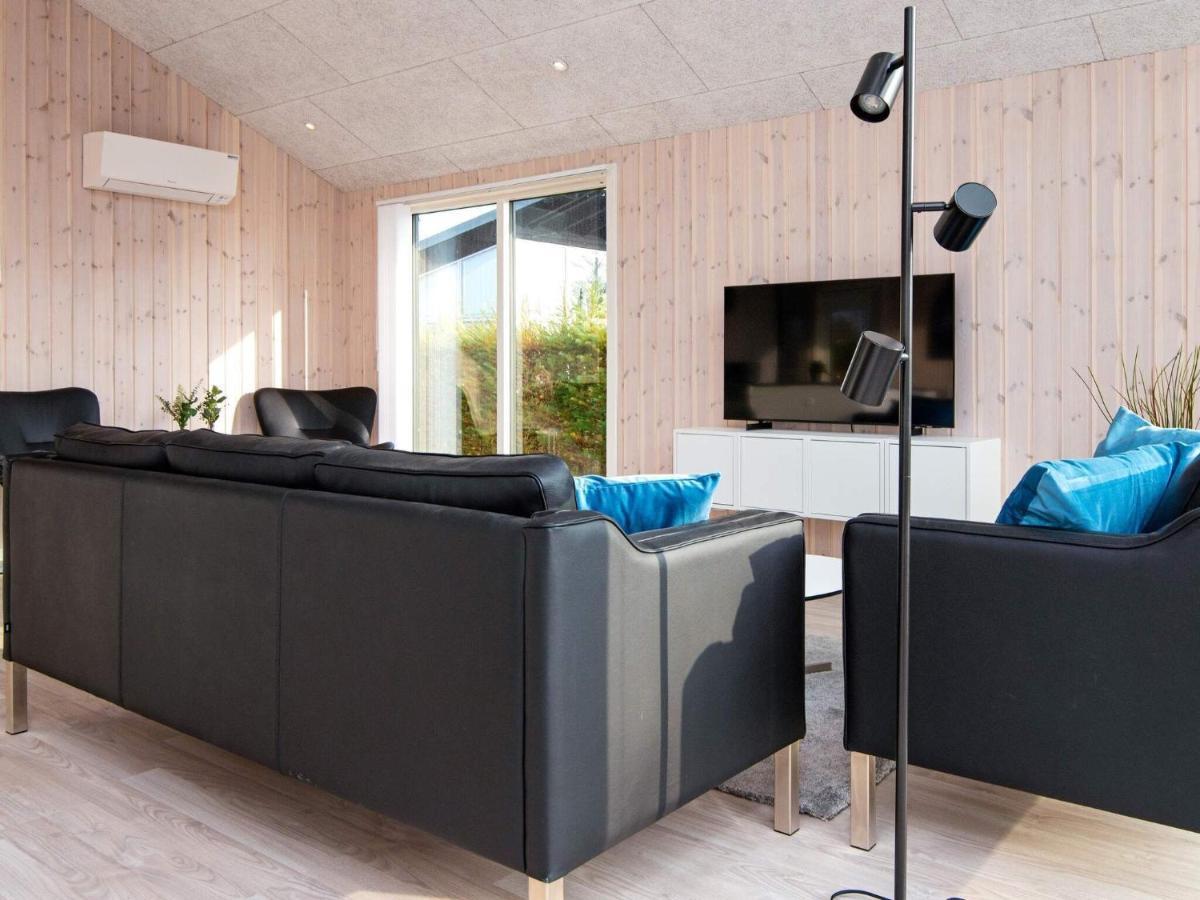 8 Person Holiday Home In B Rkop Børkop Eksteriør bilde